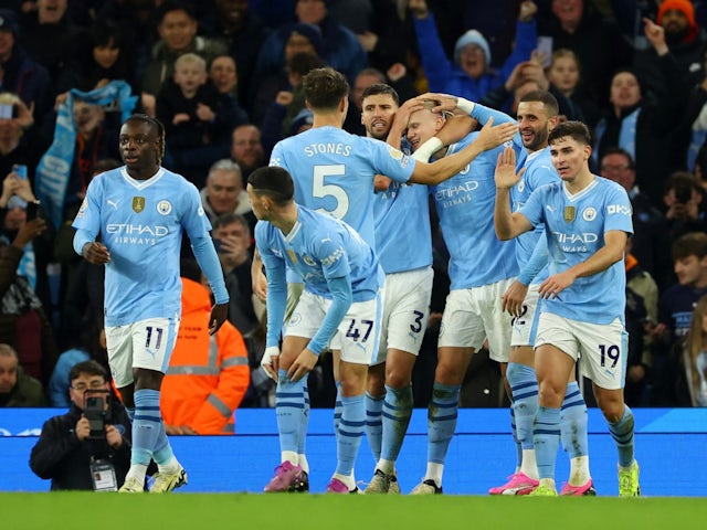 Erling Haaland del Manchester City celebra el seu primer gol amb els seus companys el 20 de febrer de 2024