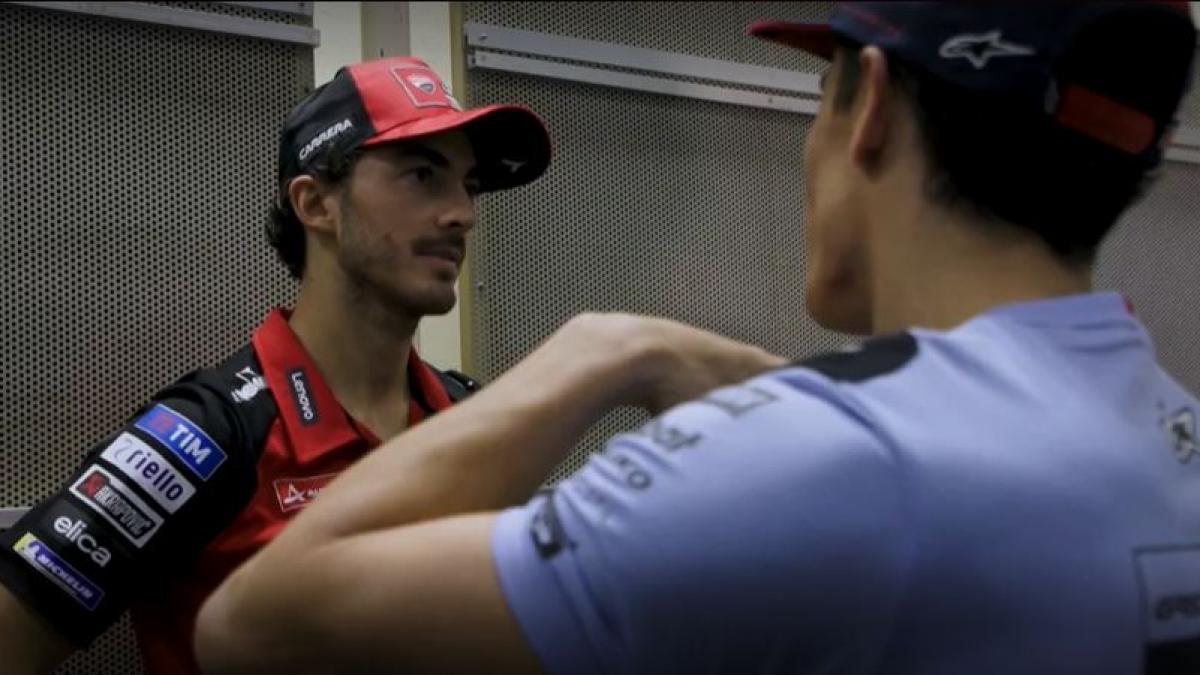 Diàleg de MotoGP i Bagnaia Márquez sobre la Ducati: "La condueixes com una Honda"