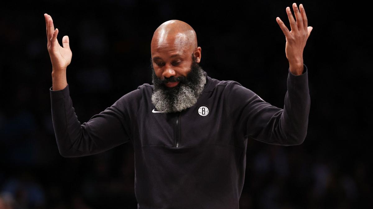 NBA, Brooklyn canvia d'entrenador: Vaughn acomiadat