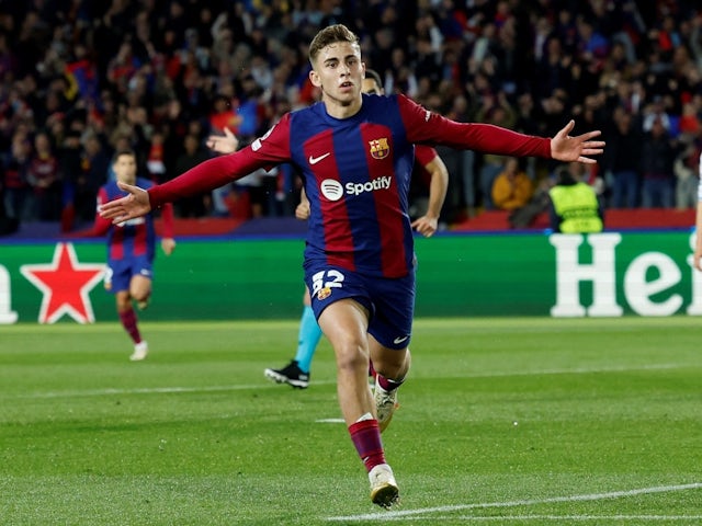 Fermín López del Barcelona celebra el seu primer gol el 12 de març de 2024