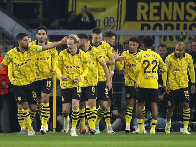 Jadon Sancho del Borussia Dortmund celebra el gol contra el PSV Eindhoven el 13 de març de 2024