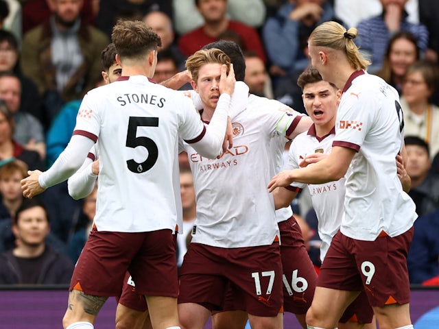 Kevin De Bruyne del Manchester City celebra el seu primer gol el 6 d'abril de 2024