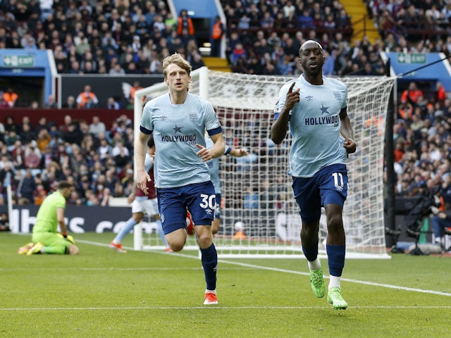 Yoane Wissa de Brentford celebra el gol contra l'Aston Villa el 6 d'abril de 2024